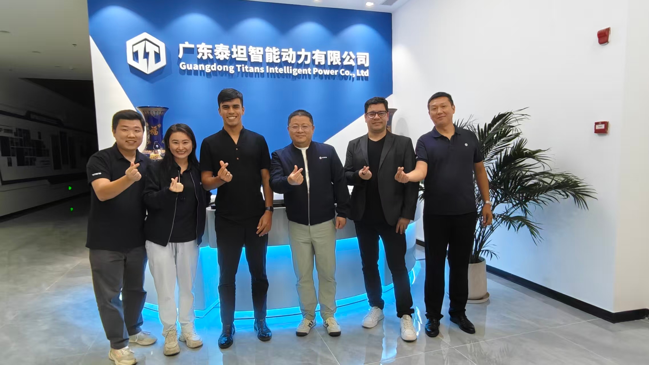 55b97a62a3bf1039b5befe07498e767d