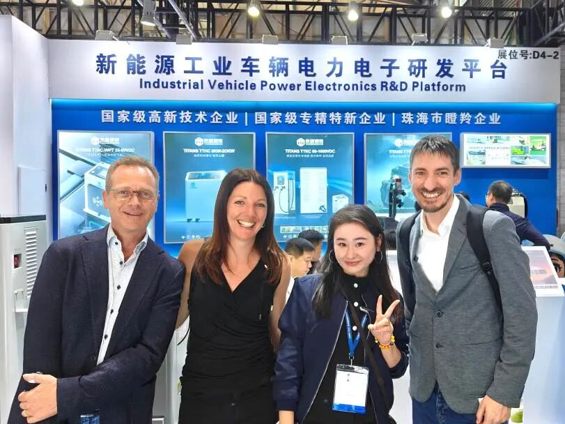 7a6960c1e0796a08c5bbc50d11bdf99b