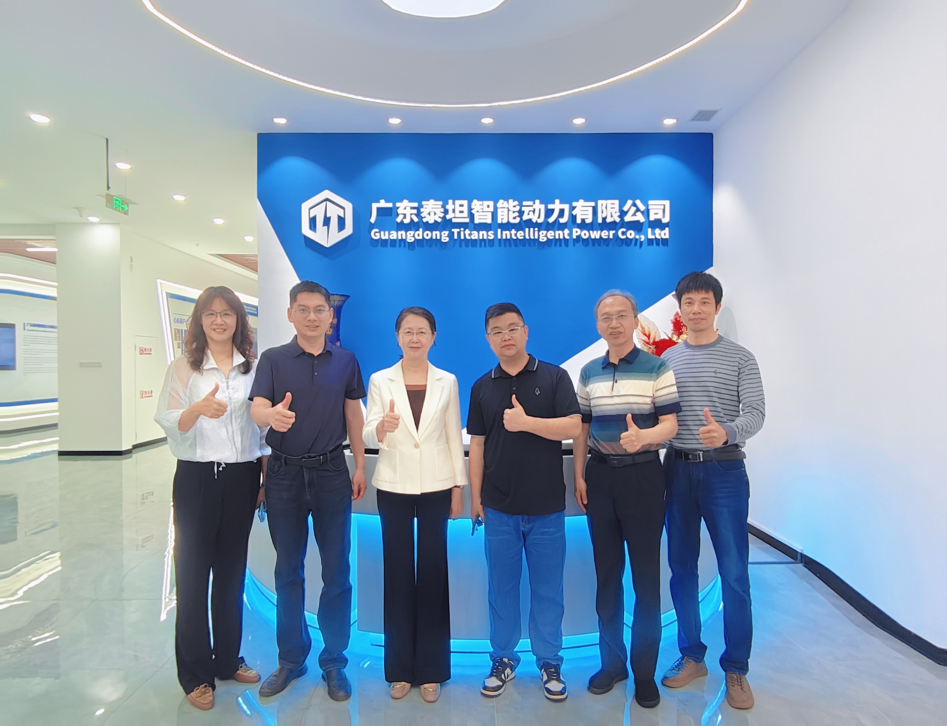 ac5e546c7537f0d5b876e9edb14eac8bp图