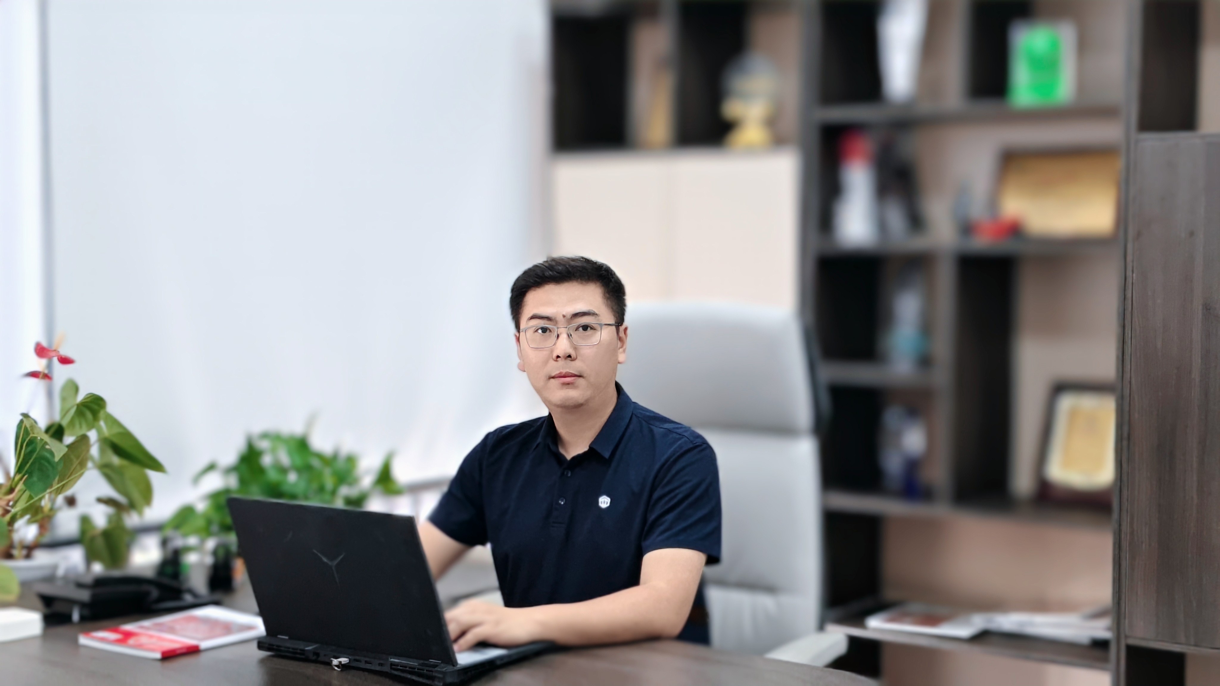 终 终